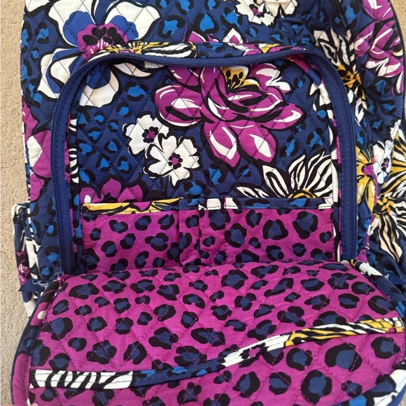 Vera Bradley African Violet Campus Backpack Retired Excellent Condition - Picture 4 of 7